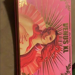 Lime crime Venus XL